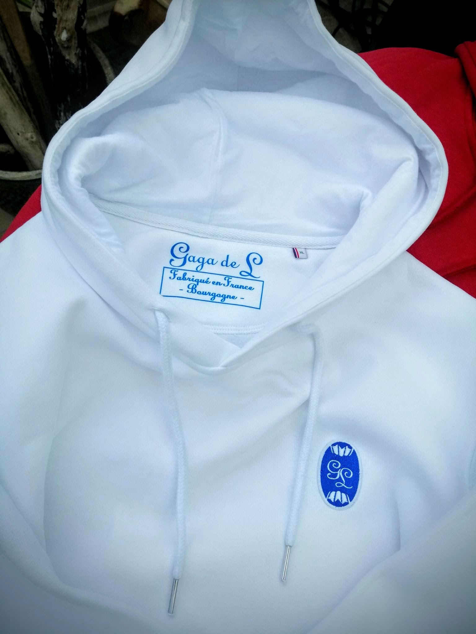 Sweat à capuche Homme coton bio - Fabriqué en France - Broderie Auxerre - Modèle LEON – Image 3